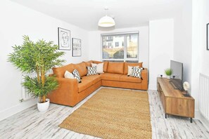 TV, offices - Ivory House Summary: (Stoke-on-Trent)