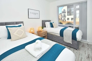 3 Schlafzimmer, Bügeleisen/Bügelbrett, WLAN, Bettwäsche