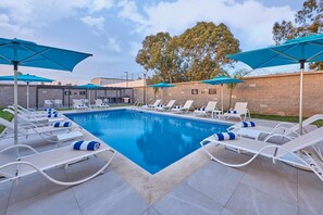 Pool - City Express by Marriott Caborca (Caborca)