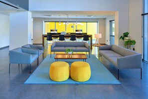 Lobby lounge - City Express by Marriott Caborca (Caborca)