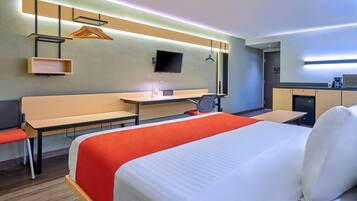 Superior Room, 1 King Bed with Sofa bed | Desk, laptop workspace, blackout curtains, iron/ironing board