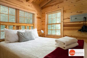 4 bedrooms, iron/ironing board, travel cot, WiFi