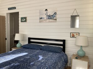 2 slaapkamers, een strijkplank/strijkijzer, gratis wifi, beddengoed