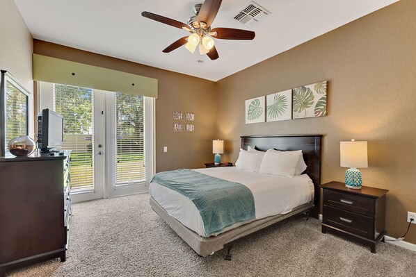 3 bedrooms, desk, iron/ironing board, free WiFi