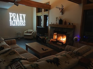 TV, fireplace