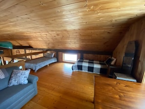 Interior - Shepherds River Lodge (Brownfield)