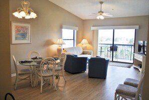 TV - Ocean Village Club I33, Elevator, 2 Pools (1 Heated) Ocean View (St. Augustine)