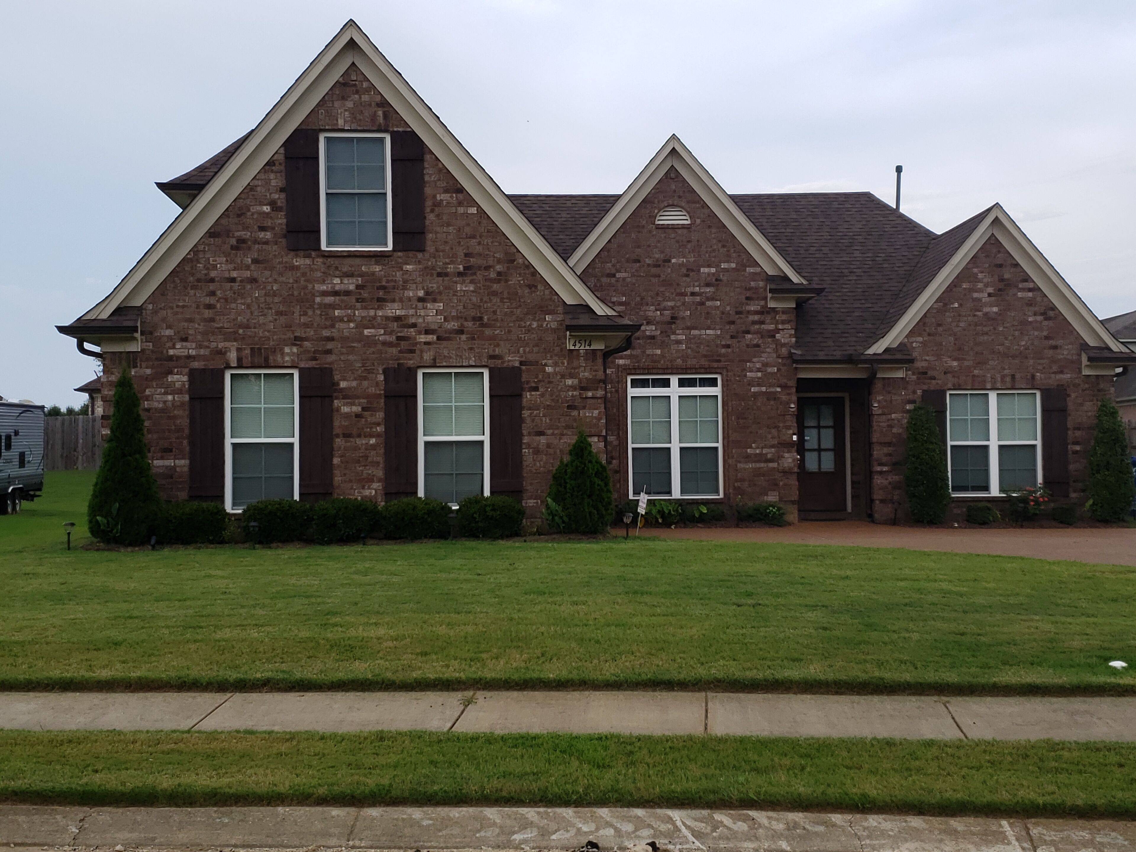 The Home that's close to it all!!! 