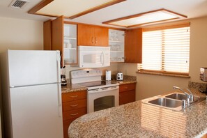 Private kitchen - Your Las Vegas CONDO on The Strip Beats Any Fancy Hotel Room! (Las Vegas)
