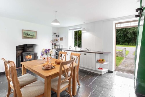 Gleesons Farmhouse 2 bedroom house VRBO