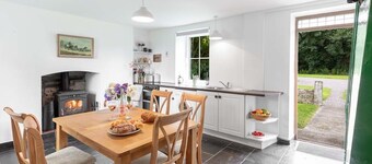 Gleesons Farmhouse 2 bedroom house VRBO