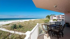 Imagen sin descripción, 3 de 50, botón