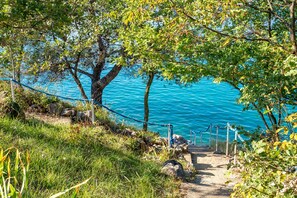 Property grounds - Apartman Brankica 1 Island Krk, Malinska, Croatia (Malinska)