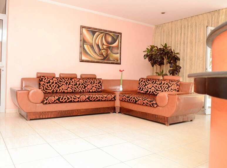 This Junior Suite Will Give A Wonderful Stay With Its Great Amenities - Kigali