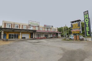 Exterior - OYO 90145 D'sofwa Inn (Jerteh)