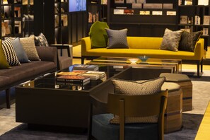 Lobby - Hotel Intergate Osaka Umeda (Osaka)