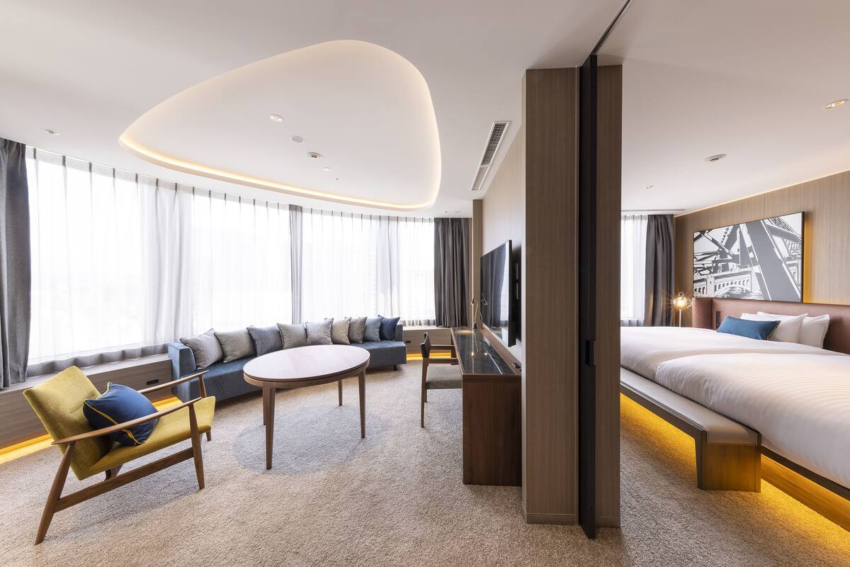 套房, 非吸煙房 (65 square meters, Inter Gate) | 羽絨被、房內夾萬、書桌、免費 Wi-Fi