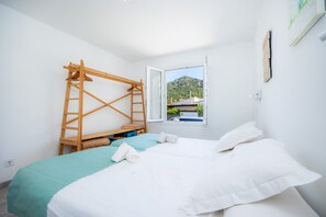 3 camere, ferro/asse da stiro, Wi-Fi gratuito, lenzuola