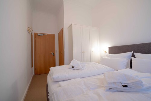 Double room economy - lodging house oystercatcher