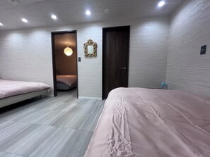 Royal-Suite, Nichtraucher (Super) | 5 Schlafzimmer, hochwertige Bettwaren, Betten mit Memory-Foam-Matratzen
