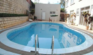 Pool - Nonilis Apartments Single Room for a great vacation (Kigali)
