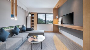 Suite, 1 Schlafzimmer | 1 Schlafzimmer, Zimmersafe, Schreibtisch, schallisolierte Zimmer