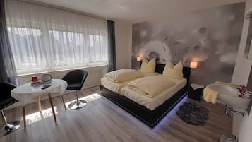 Double Room | Free WiFi, bed sheets