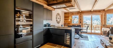 Fridge, microwave, dishwasher