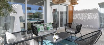 Villa La Paloma – Villa moderna con piscina privada, ¡a solo 350 m del mar!