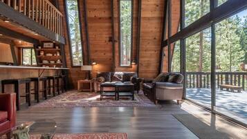 Télévision, cheminée, imprimantes