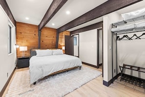 3 chambres, bureau, Wi-Fi gratuit, draps fournis