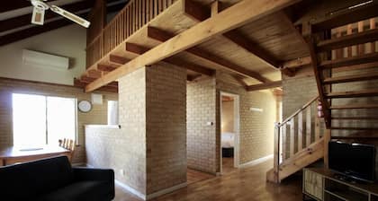 Riverscape Cottage No.6 - Riverscape - unit 6 with views over the Blackwood River and cosy fire place