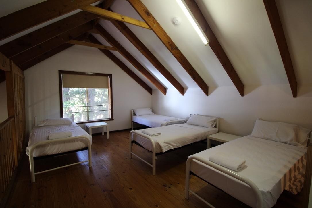 Riverscape Cottage No.6 - Riverscape - unit 6 with views over the Blackwood River and cosy fire place — image 13