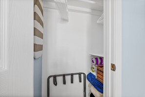 Unclassified image, 2 of 18, button