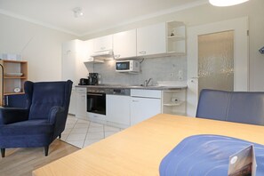 Køleskab, mikrobølgeovn, ovn, opvaskemaskine