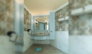 Ducha, cabezal de ducha tipo lluvia, toallas