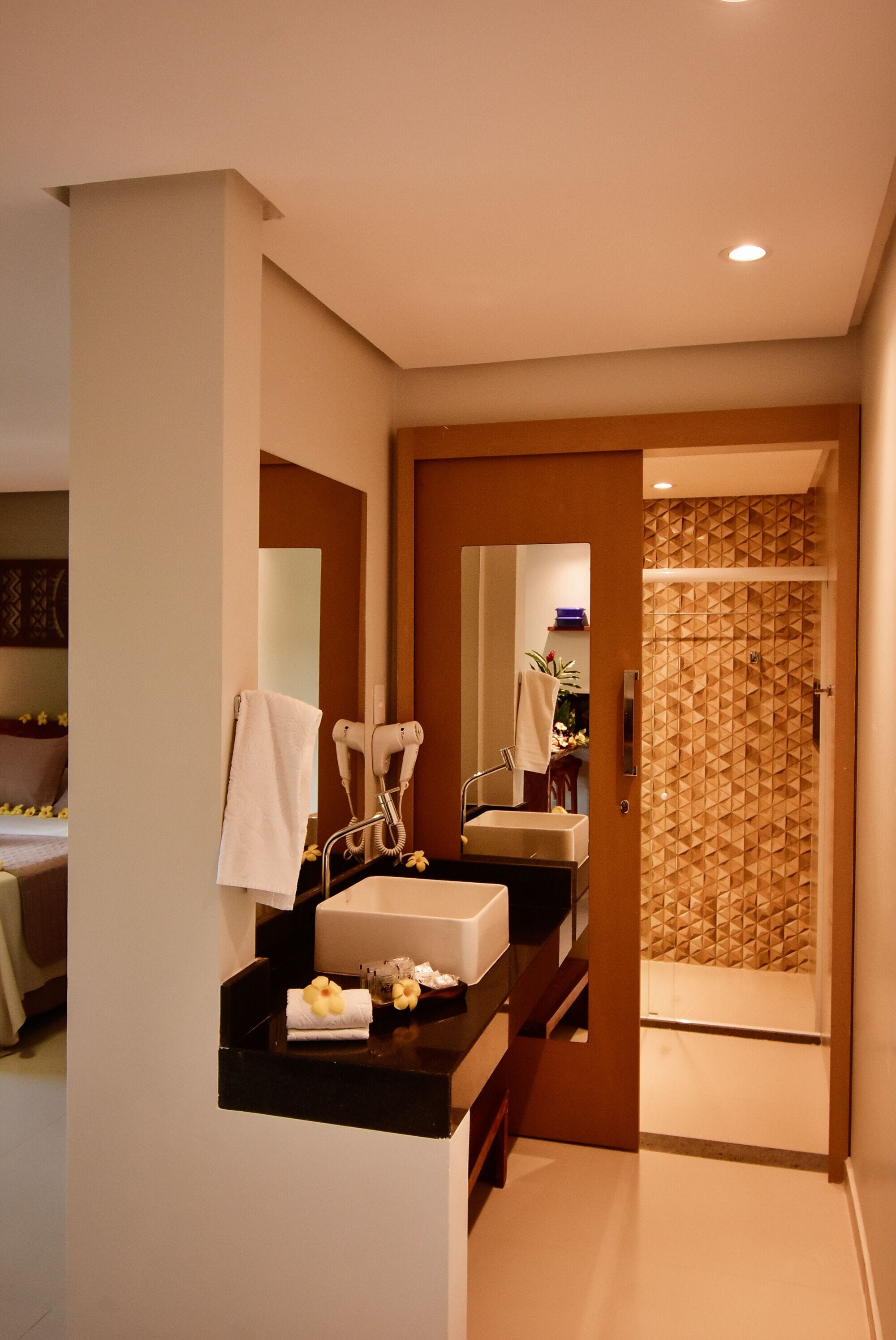 1 bedroom, minibar, in-room safe, individually furnished