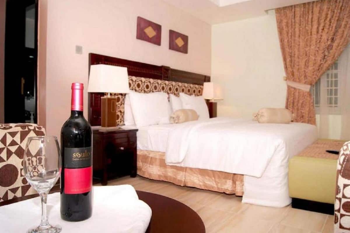 Business Apartment, 1 Double Bed | 1 bedroom, free WiFi, bed sheets
