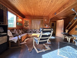 TV, fireplace - Outside: duplex apartment in chalet, for 8 people, balcony, large terrace with barbecue and garden f (St-Luc)