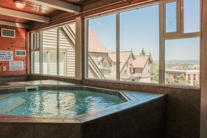 Studio | Spa | Hot tub - Ski Lodge Studio Studio Bedroom Condo by RedAwning (Park City)
