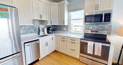 Oceanfront Corner Condo w/Beautiful Views~Folly Beach Suites 3A