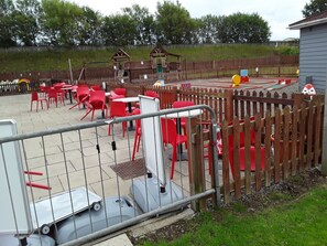 House, Multiple Beds | Children’s area