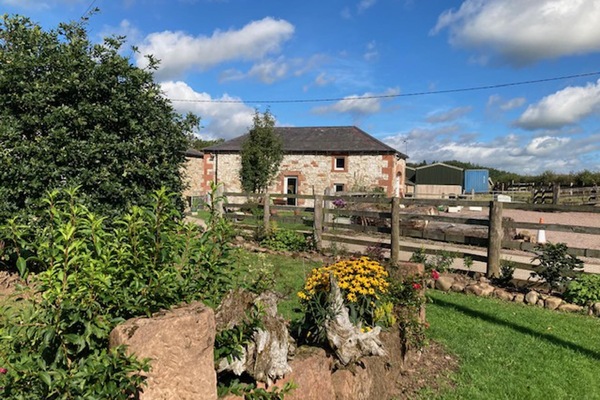 Cottage | Property grounds