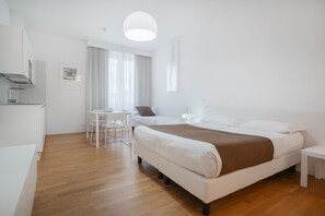 In-room safe, desk, soundproofing, free cribs/infant beds