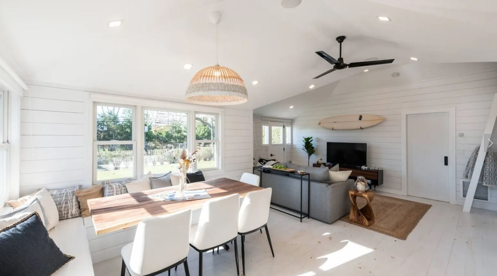 Modern Beach House Close to All - Walk to Town & Beach!