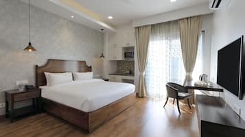 1 bedroom, desk, iron/ironing board, free WiFi