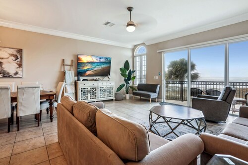 Seaclusion - Stunning Beachfront Home w/elevator, game room, pet friendly!
