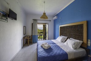 1 bedroom, iron/ironing board, free WiFi, bed sheets - Villa Spyridoula Studio 15 on the Beach (Corfu)