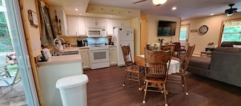 5.STAR Wheelchair-friendly Smoky Mountain getaway 5.bed 3.bath 6.min to Downtown