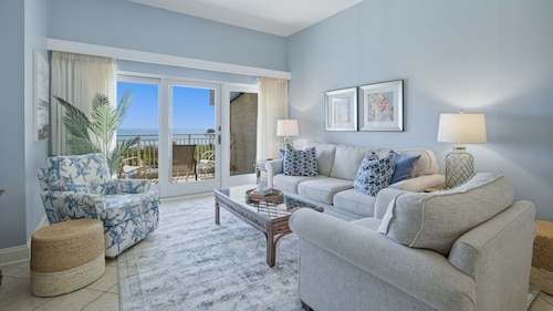 532 Shorewood- 2 Bd/2 Ba Beautiful Oceanview Villa